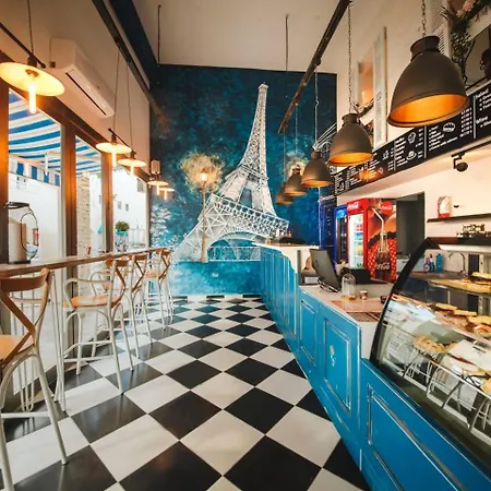 Caesar Marcellus 51 شقة *