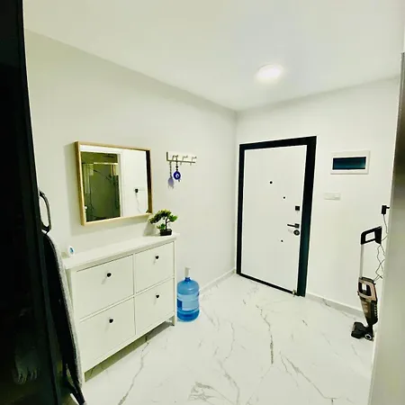 Caesar Marcellus 51 Apartment Larnaca