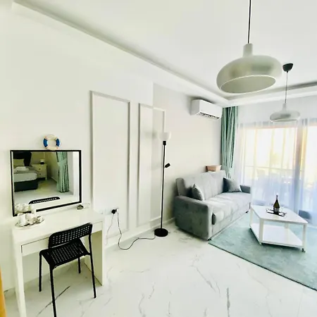 Caesar Marcellus 51 Διαμέρισμα *